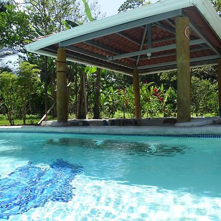 Cabinas Los Tucanes Cahuita Luaran gambar