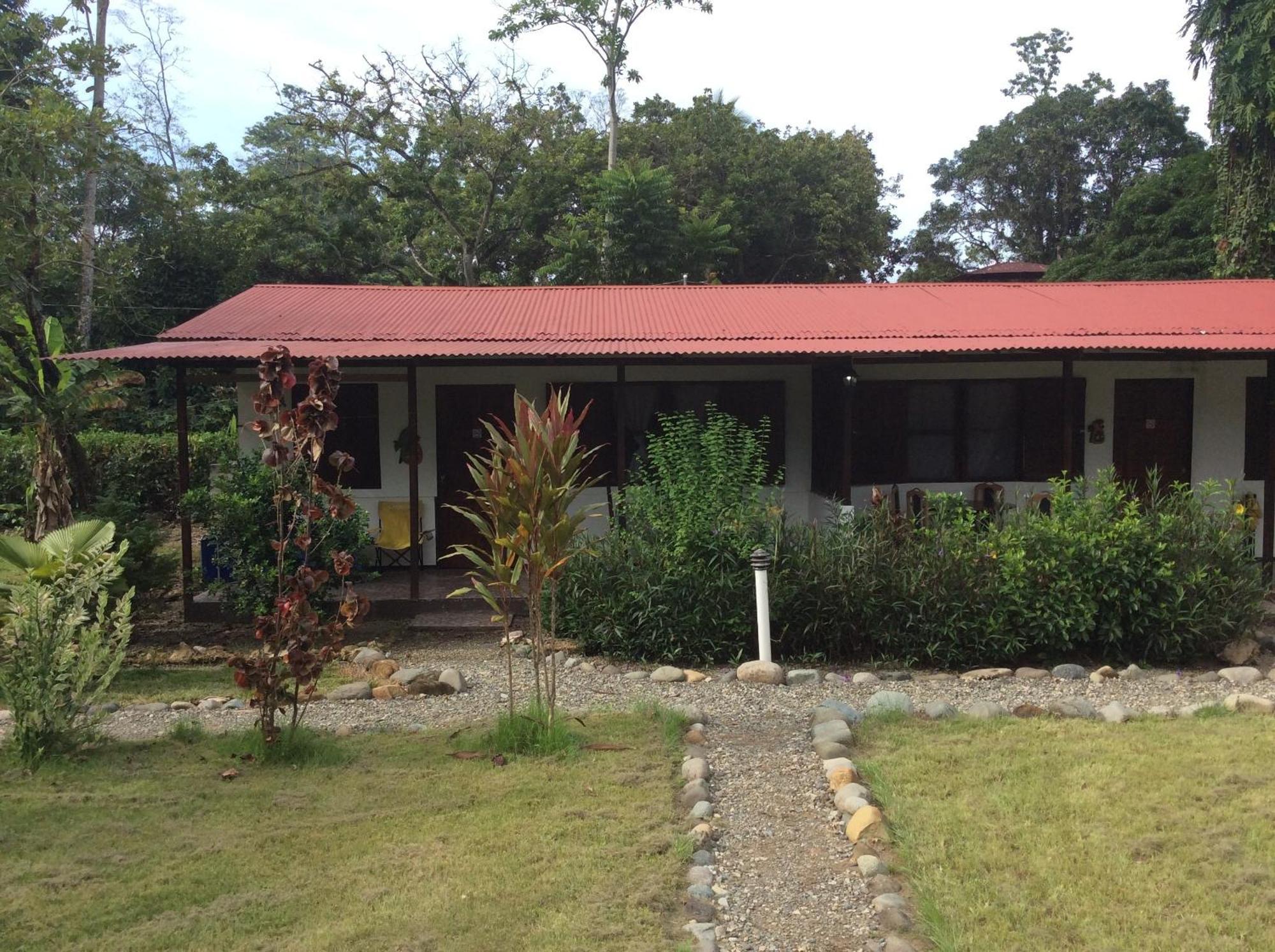 Cabinas Los Tucanes Cahuita Luaran gambar