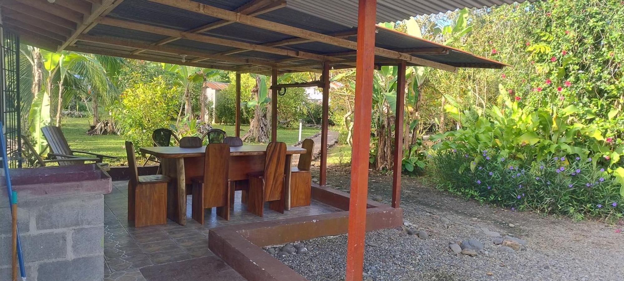 Cabinas Los Tucanes Cahuita Luaran gambar